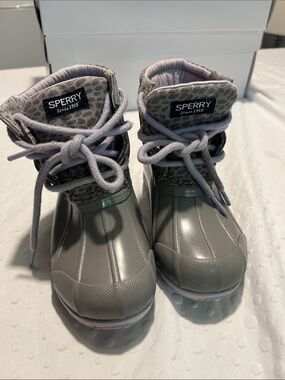 Sperry Kids Gray Waterproof Duck Boots with Leopard Collar